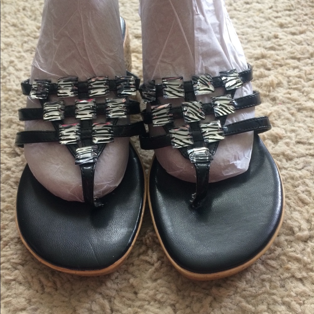 Karen Scott Sandals